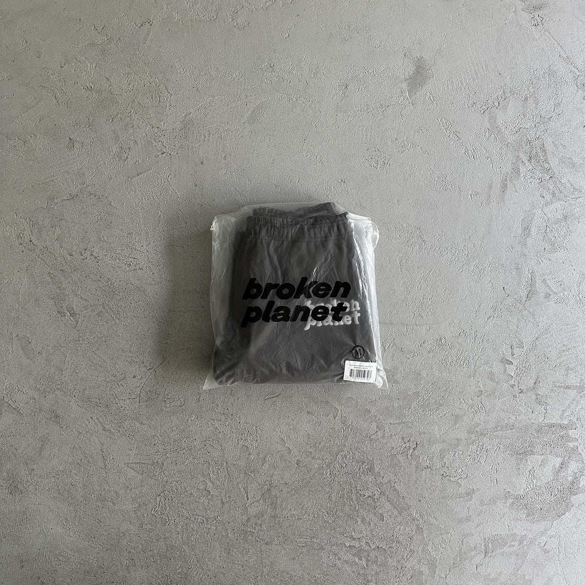 Broken P basics joggers