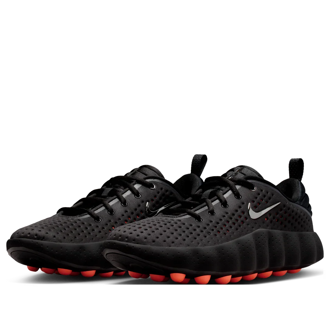 HQ4308 001 Nike Mind 002 Black Hyper Crimson