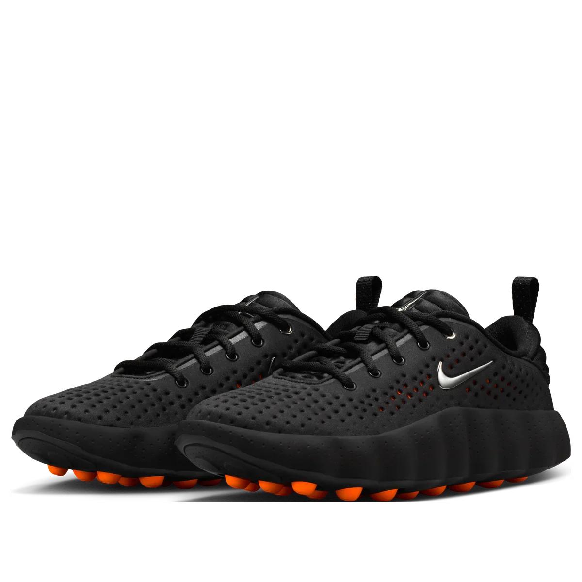 HQ4310 001 Nike Mind 002 Black Chrome (Women's)