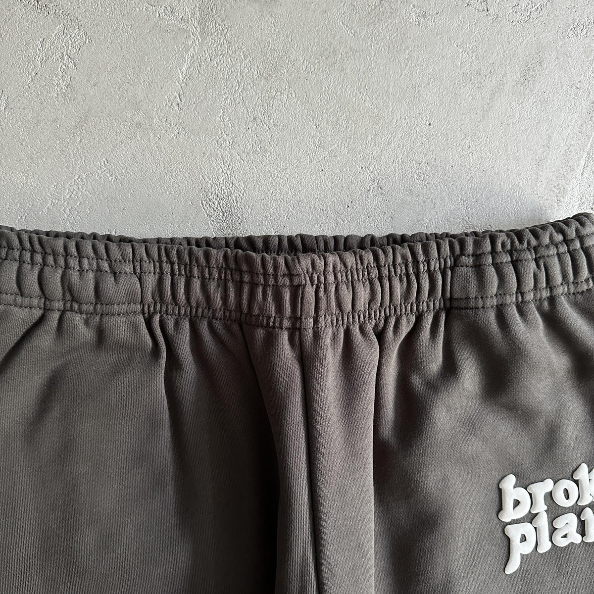 Broken P basics joggers