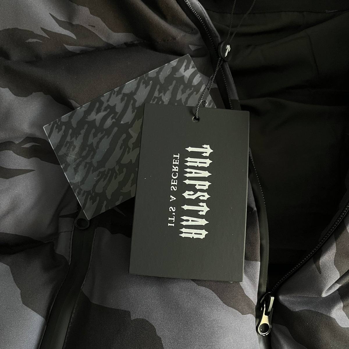 Trapstar Puffer Jacket Hyperdrive Technical Black Tiger Camo
