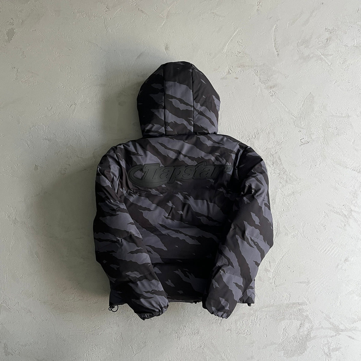 Trapstar Puffer Jacket Hyperdrive Technical Black Tiger Camo