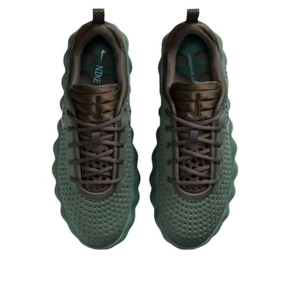 HQ4308 300 Nike Mind 002 Camo Green
